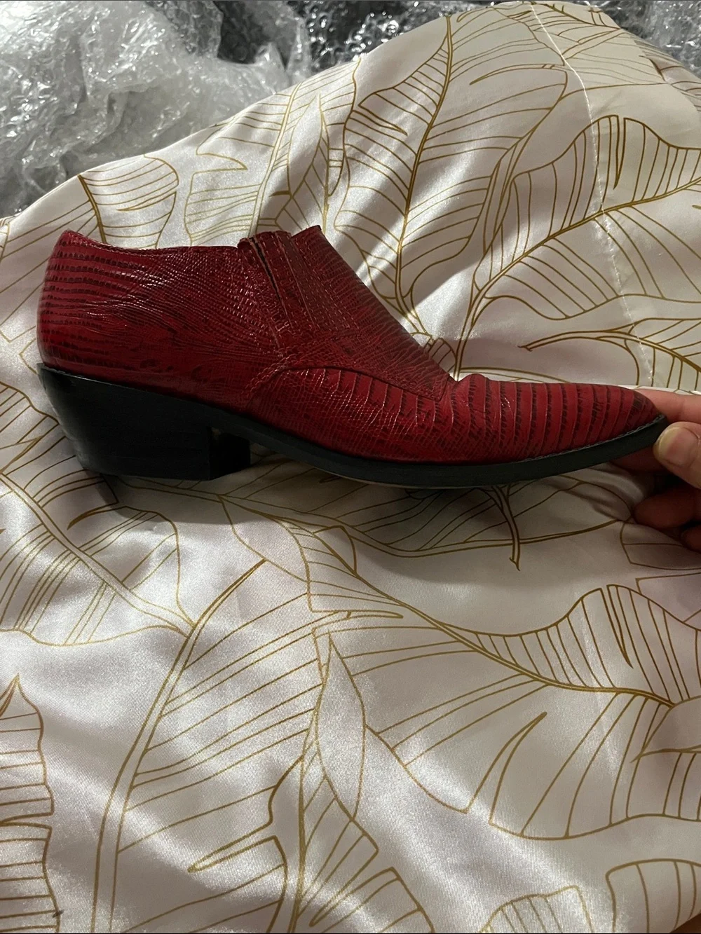 Clicks Red Pointed Leather Ankle Booties
